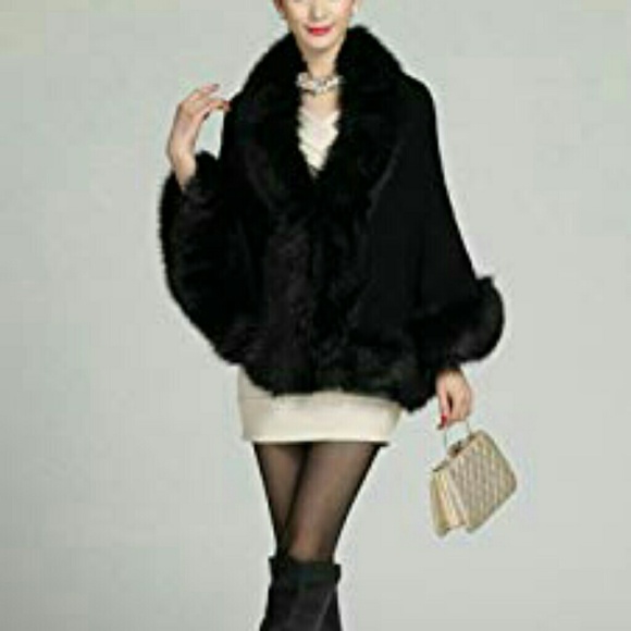 Faux Fur Poncho Wrap Shawl - Picture 2 of 5